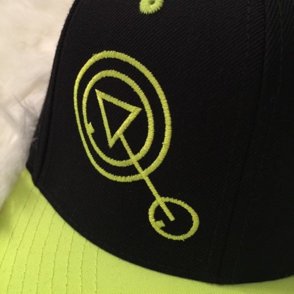 VELD Original Neon Yellow SnapBack - Picture 2 of 6